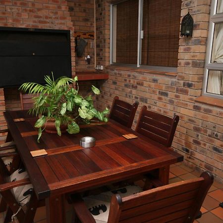 Duneside Guest House Richards Bay Exterior foto
