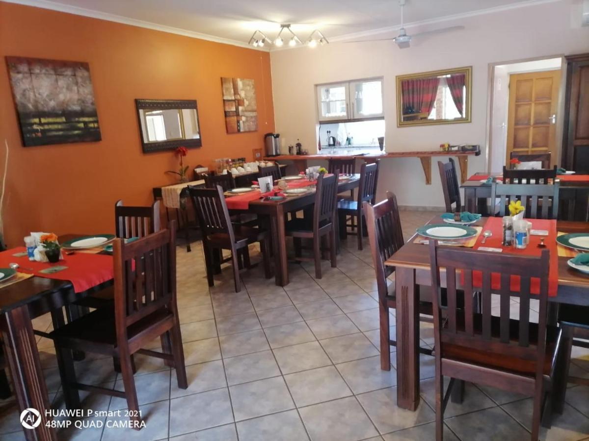 Duneside Guest House Richards Bay Exterior foto