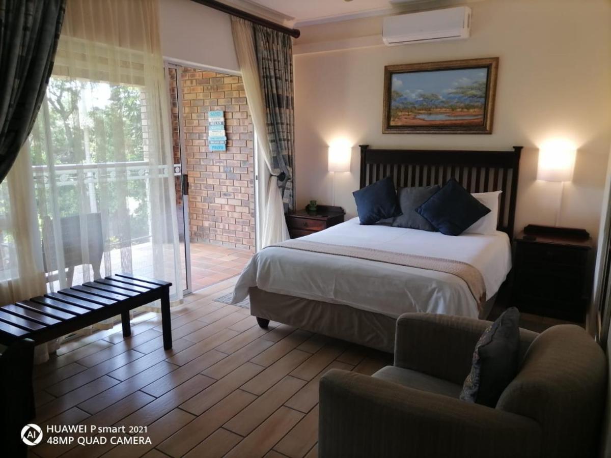 Duneside Guest House Richards Bay Exterior foto